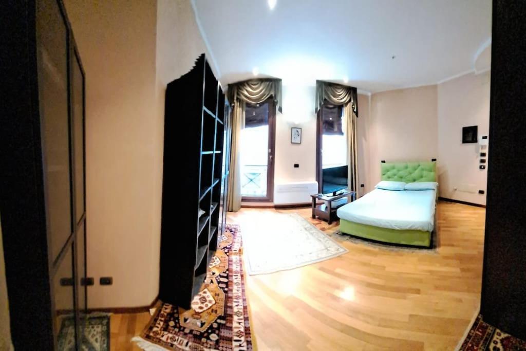 Appartamento Live The History- A Due Passi Dal Castello Ferrara Esterno foto